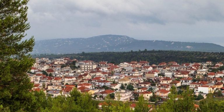 Θρήνος στη Μαλεσίνα: Στους 12 οι θάνατοι από κοροναϊό – Πώς ξεκίνησε η τραγωδία