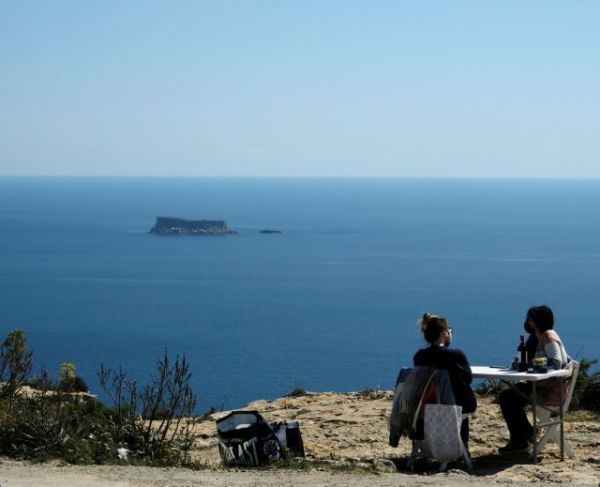 Μάλτα : Αυξάνει τα περιοριστικά μέτρα για να μειωθούν τα κρούσματα