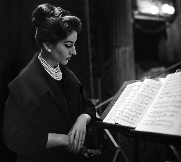 Η Μαρία Κάλλας εξιστορεί τη ζωή και την τέχνη της