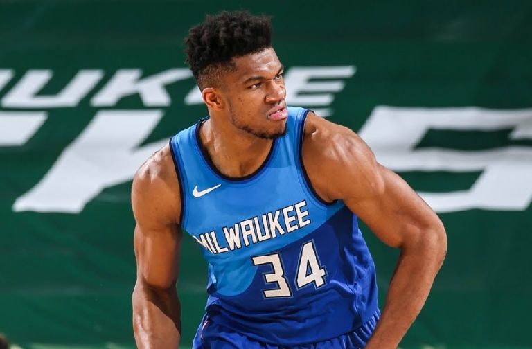 Αντετοκούνμπο : Ήξερα ότι οι ήττες θα μας βοηθήσουν