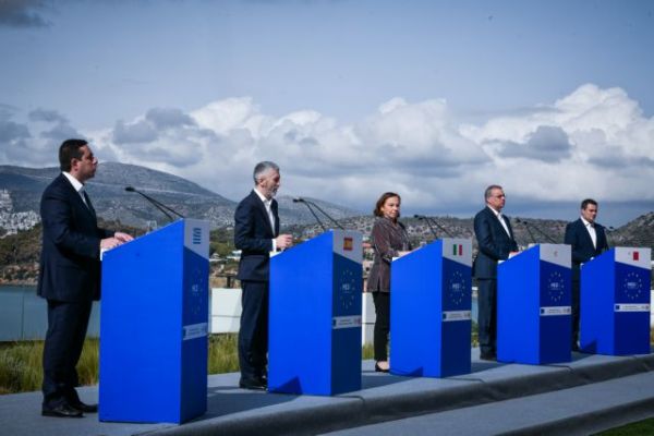 MED5: Κοινή θέση των κρατών του Ευρωπαϊκού Νότου για το μεταναστευτικό