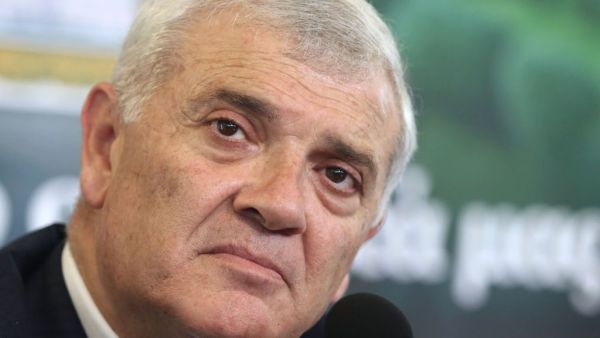 Will the government be a mere bystander as Melissanidis torpedoes efforts to clean up Greek football?