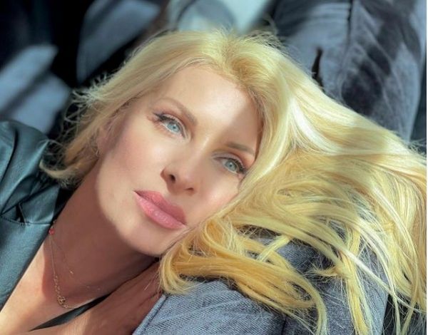 Η αινιγματική ανάρτηση της Ελένης Μενεγάκη