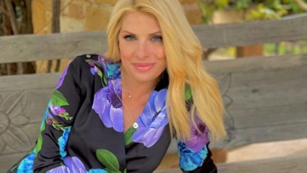 Ελένη Μενεγάκη : Πρώην αρραβωνιαστικός της λύνει τη σιωπή του έπειτα από σχεδόν 30 χρόνια