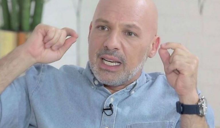 «Γιατί πρέπει να παίρνουμε αντιεμετικά κάθε φορά;» – Τι εξόργισε τον Νίκο Μουτσινά