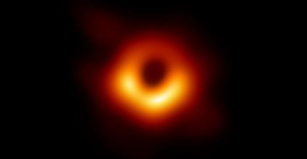Μαύρη Τρύπα : Σπάνια φωτογραφία ενός εκ των πιο αινιγματικών αντικειμένων στο Σύμπαν