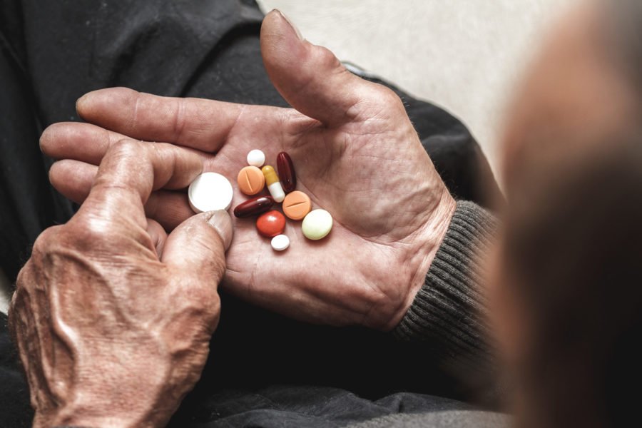 Ναρκωτικά : Κρυφή επιδημία οι ηλικιωμένοι χρήστες – Τι ρόλο έπαιξε η πανδημία