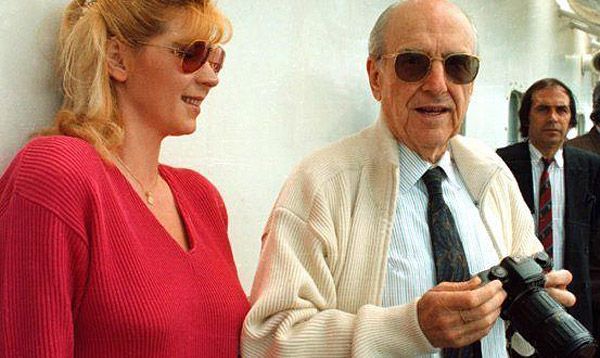 Ανδρέας Παπανδρέου : Άγνωστες φωτογραφίες της Δήμητρας Λιάνη που είχε τραβήξει ο ίδιος