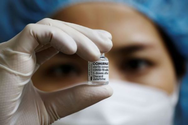 Κως : Αλαλούμ με το χαμένο φιαλίδιο εμβολίου – Τι λέει στο MEGA η γυναίκα που κλήθηκε από την αστυνομία