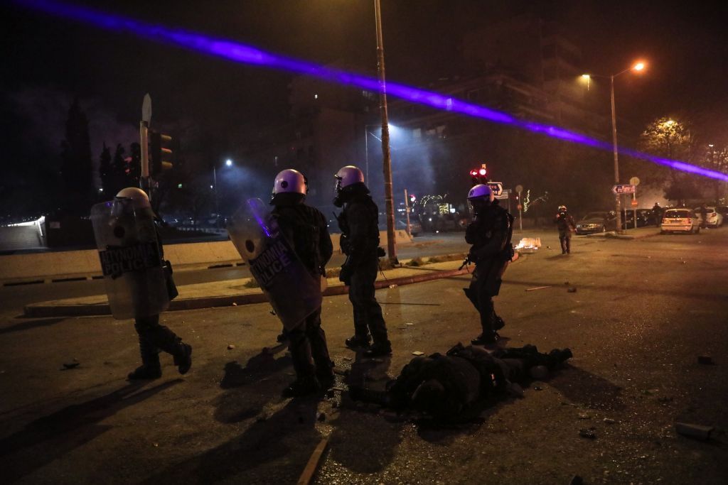 Νέα Σμύρνη : Στην ανακρίτρια σήμερα ο 30χρονος που κατηγορείται ότι έριξε τον αστυνομικό από τη μηχανή του