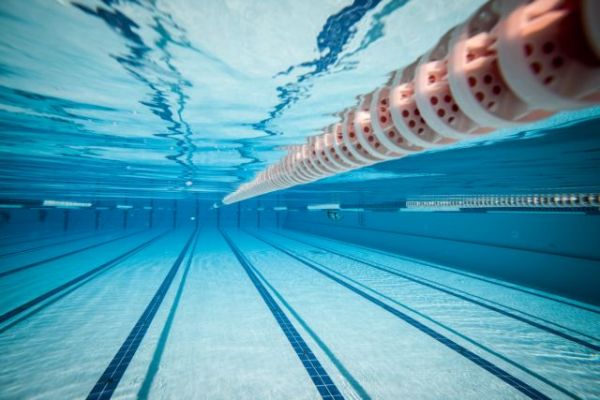 Περιστέρι : Αυτός είναι ο 74χρονος παράγοντας κολύμβησης που κακοποίησε δύο ανήλικα κορίτσια