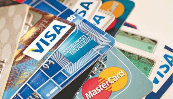 ΙΟΒΕ : Μελέτη για τις ηλεκτρονικές πληρωμές με κάρτα