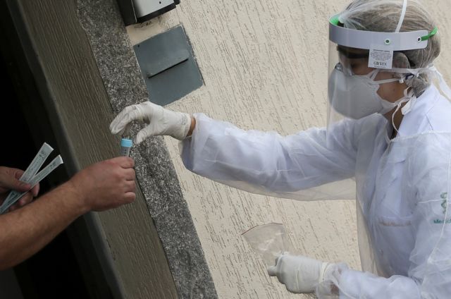 Self test: Σήμερα οι διευκρινίσεις από την Επιτροπή για την χρήση τους – Πώς θα γίνουν το όπλο μας για επιστροφή στην κανονικότητα