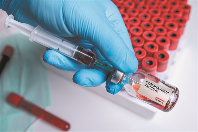 FT : Η ΕΕ ζητά από τις ΗΠΑ να επιτρέψουν τις εξαγωγές εμβολίων της AstraZeneca