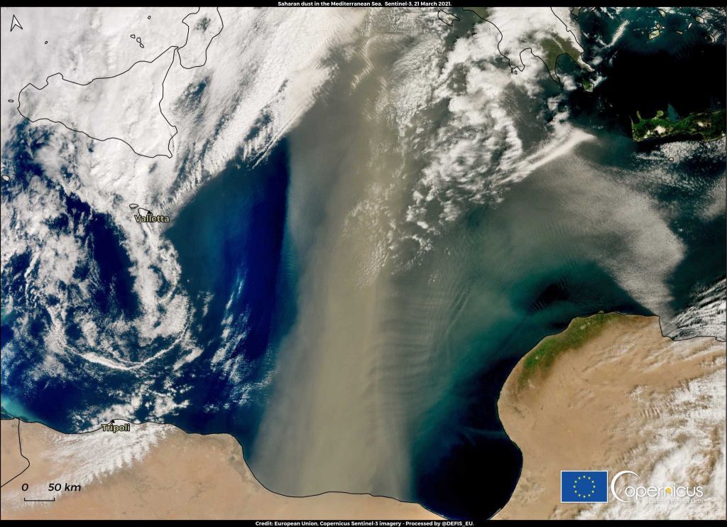 Καιρός : Σύννεφο σκόνης 800 χιλ. από την Αφρική «πνίγει» Ελλάδα και Βαλκάνια [εντυπωσιακή εικόνα]