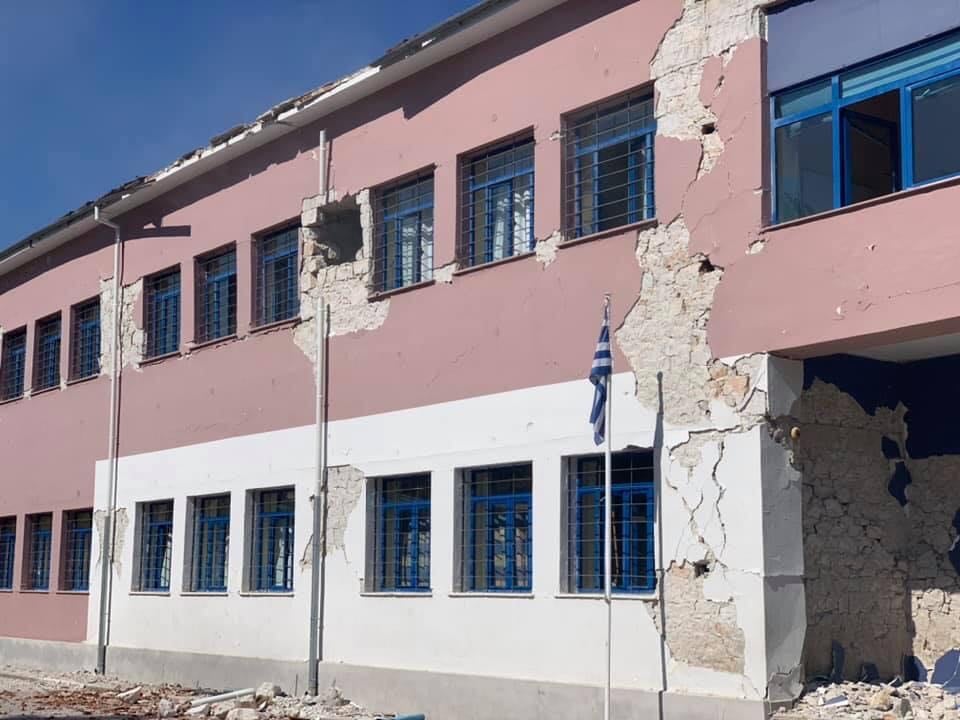 Λάρισα - σεισμός : Δεν θα λειτουργήσουν ούτε με εξ αποστάσεως εκπαίδευση τα σχολεία που είναι κλειστά