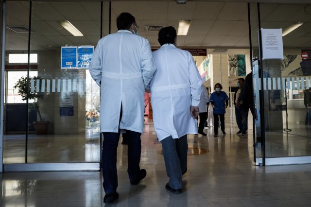 Κοροναϊός : Σε νοσοκομείο covid μετατρέπεται το Θριάσιο – 51 νέες κλίνες ΜΕΘ στην Αττική