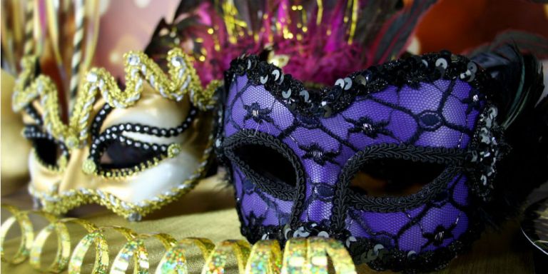 Κοροναϊος : «Ετοιμάζουμε πάρτι 50 ατόμων για σήμερα Τσικνοπέμπτη» – Μαρτυρία νεαρού