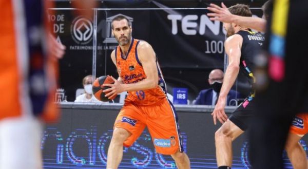 Ηττα για την Βαλένθια πριν τον Ολυμπιακό (90-86)