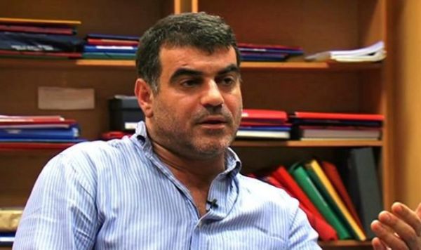 Βαξεβάνης : Κόντρα ΝΔ και ΣΥΡΙΖΑ για τη μήνυση σε βάρος του εκδότη του Documento