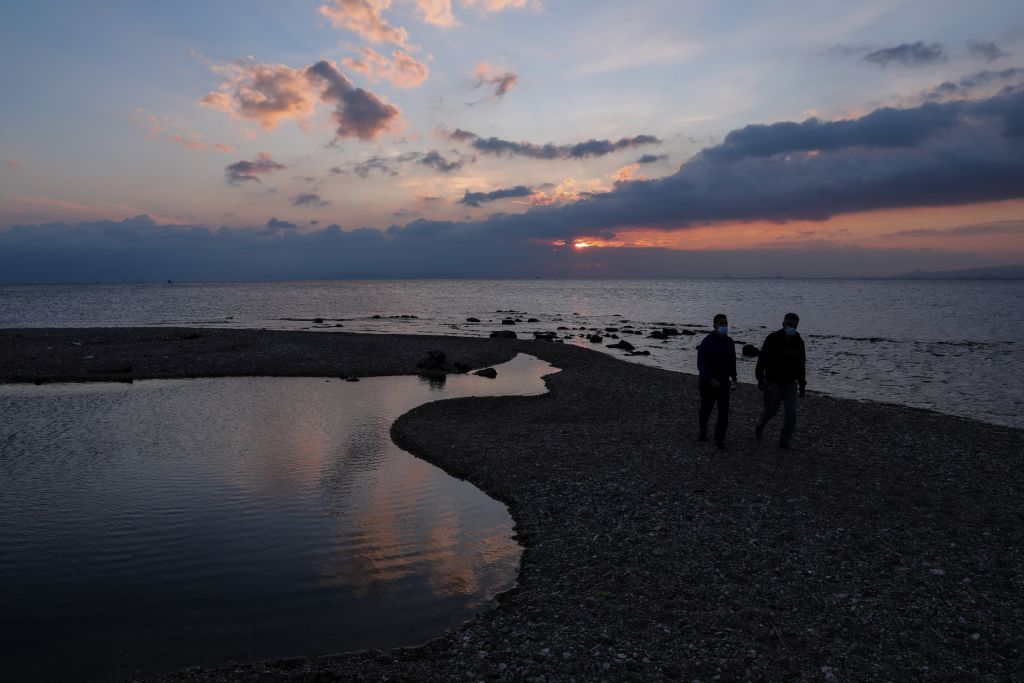 Κοροναϊός – Θωμαΐδης: Εντελώς παρακινδυνευμένο να μιλάμε για άνοιγμα