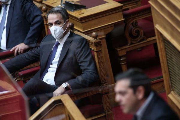 Βουλή : Στην Ολομέλεια η συζήτηση για τη βία