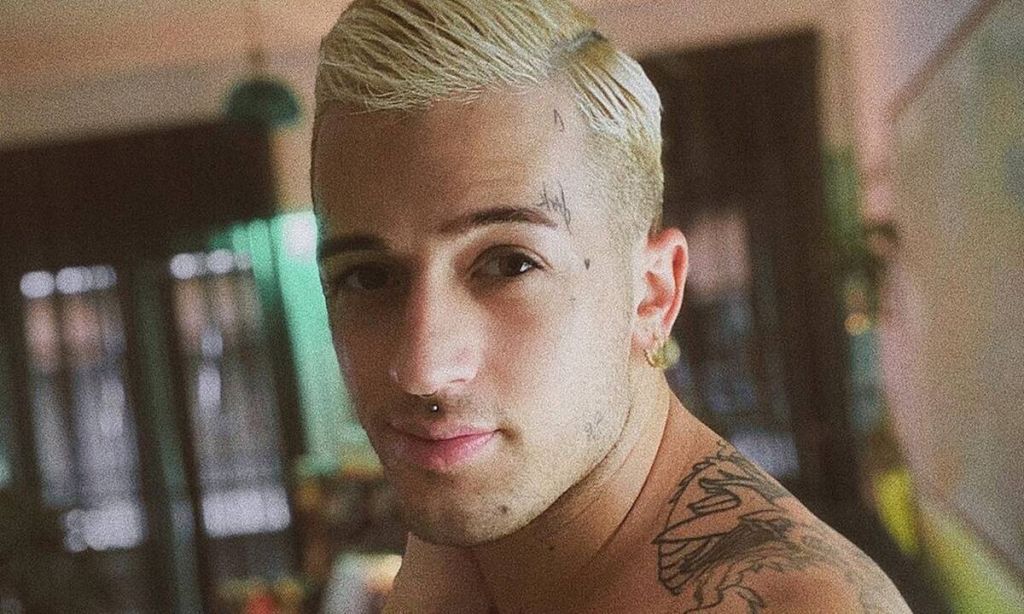 Τάσος Ξιάρχος : Μπήκε στη Φάρμα και έστειλε μήνυμα στο Instagram