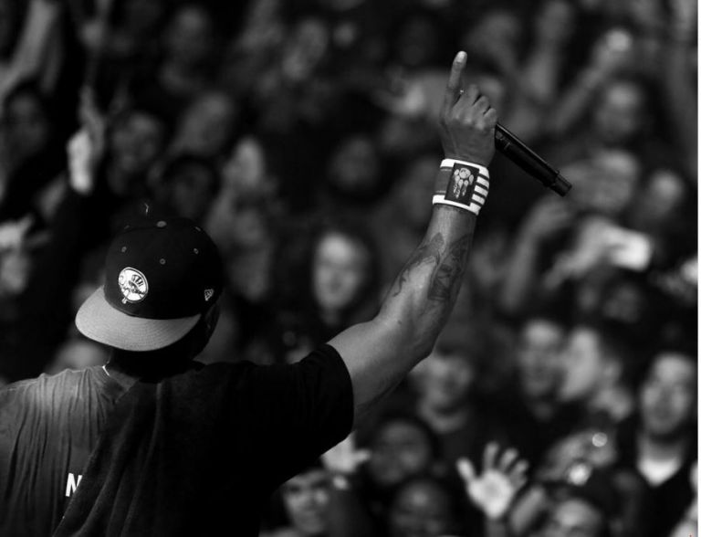 Tο σπανιότερο βιβλίο στην ιστορία του χιπ χοπ βάρους 181 κιλών