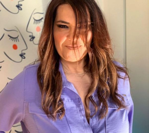 Κατερίνα Ζαρίφη: Απίστευτη αλλαγή στην εμφάνισή της