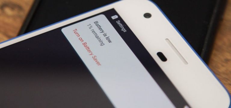 Το απίστευτο κόλπο για να μην σας τελειώνει η μπαταρία στο κινητό!