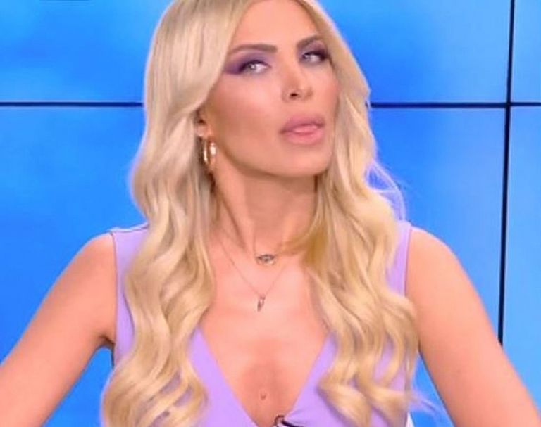 Κατερίνα Καινούργιου : Έτσι αντέδρασε όταν η ρεπόρτερ της μίλησε… διαφορετικά από το συνηθισμένο