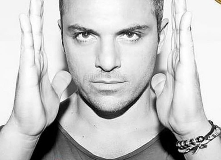 YFSF : Πώς η αποχώρηση του Κώστα Δόξα οδηγεί το κανάλι να τον αφαιρέσει τελείως από τα πλάνα ;