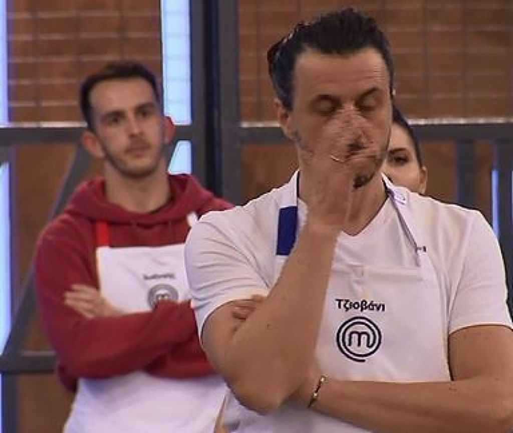 MasterChef: Το χειροφίλημα που προκάλεσε πανικό στο Twitter