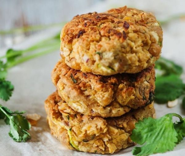 Σαρακοστή : Ποια γευστικά φαγητά μαγειρεύει ο πατήρ Επιφάνιος ;