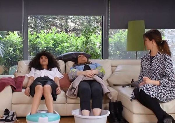 Μασάζ ποδιών : Η αισθητικός Κωνσταντίνα Δημητροπούλου προσφέρει συμβουλές στο «The Roomies»