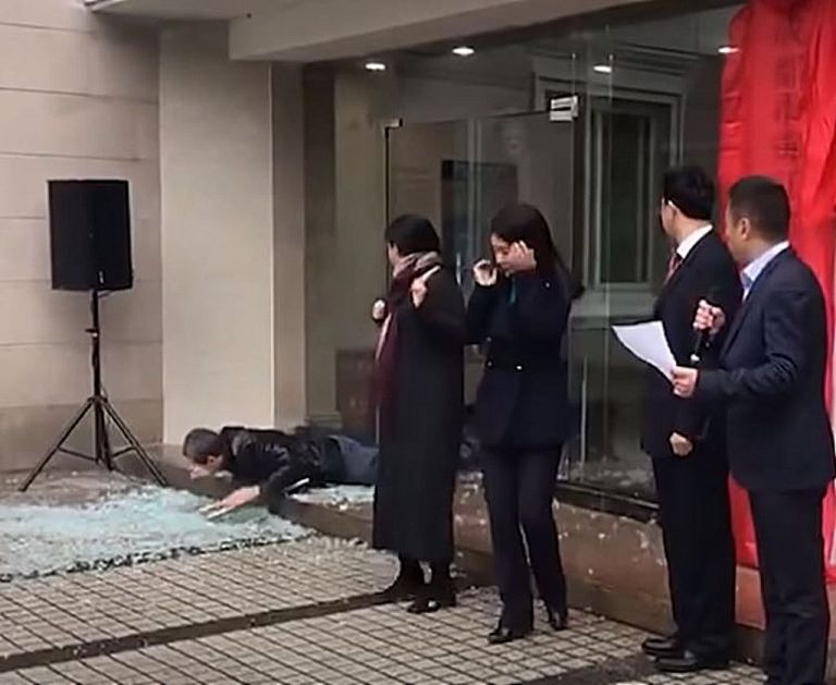 Δείτε τα πιο cringy και επικά fails που κατέγραψαν κάμερες από τους πρώτους ήδη μήνες του 2021