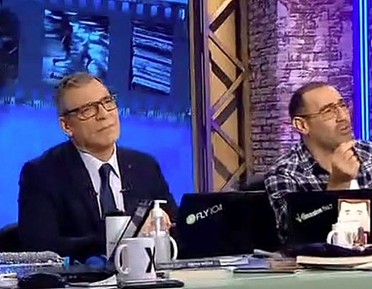 Ράδιο Αρβύλα : Ο Αντώνης Κανάκης στέλνει τις καλύτερες ευχές στη Χαρούλα Αλεξίου