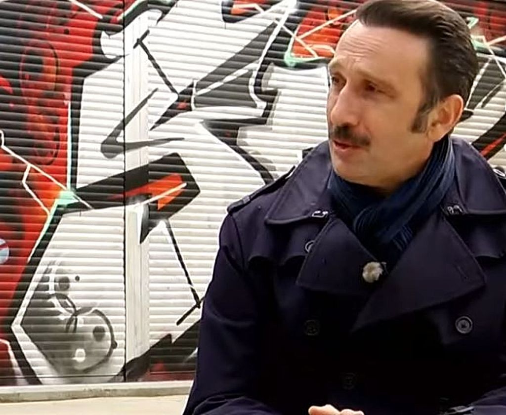 Ρένος Χαραλαμπίδης : Οι αλήθειες στην επιφάνεια – «Είδαμε να κάνουν εγκληματικές πράξεις μέτριοι καλλιτέχνες»