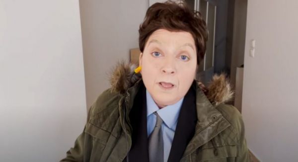 Σοφία Μουτίδου: Τρολάρει τον Αλέξη Κούγια σε βίντεο και είναι απολαυστική