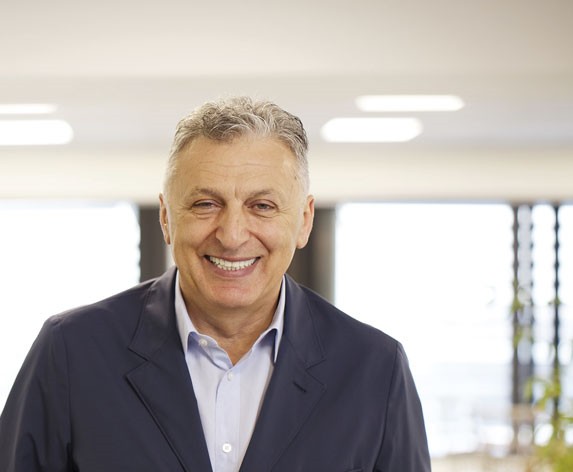 Μπόρις Μουζενίδης : Πέθανε ο άνθρωπος που απογείωσε τον ελληνικό τουρισμό στη Ρωσία