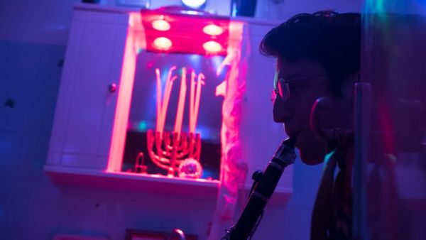 «Ρόζμαρι» online για λίγες παραστάσεις