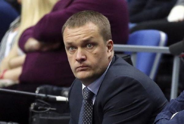 Βατούτιν για Τζέιμς : «Φαντάζει δύσκολο να συνεχίσουμε μαζί»