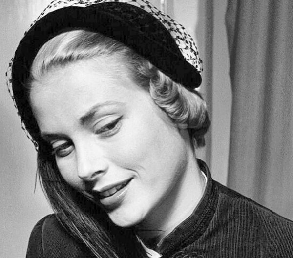 Γκρέις Κέλι: Πώς η πριγκίπισσα του Μονακό πέθανε «στην ψάθα»