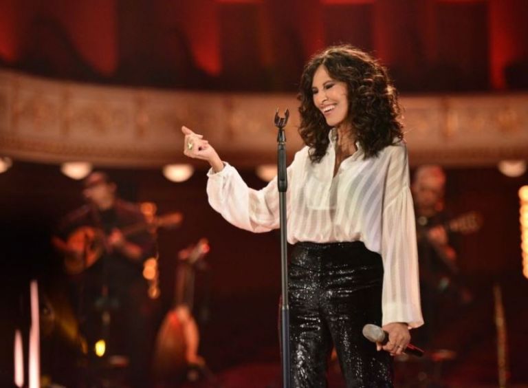 Ελευθερία Αρβανιτάκη: Σπάνια φωτογραφία με την κούκλα κόρη της