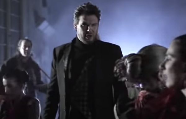 MEGA STAR: Οι πέντε καλύτερες ελληνικές διασκευές ξένων τραγουδιών