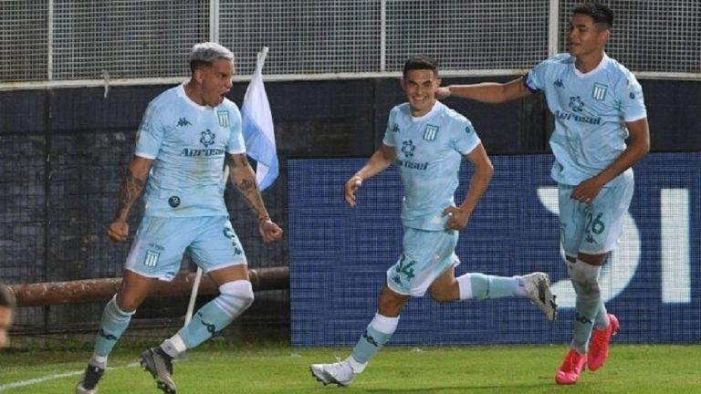 Ο Λοβέρα άρχισε να «δείχνει» : Τι έκανε και προκάλεσε χαμόγελα στον Πειραιά