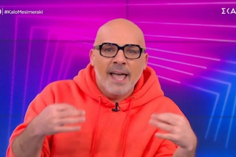 Νίκος Μουτσινάς : Έξαλλος ο παρουσιαστής για τα όσα συνέβησαν στη Νέα Σμύρνη – Το αιχμηρό σχόλιό του