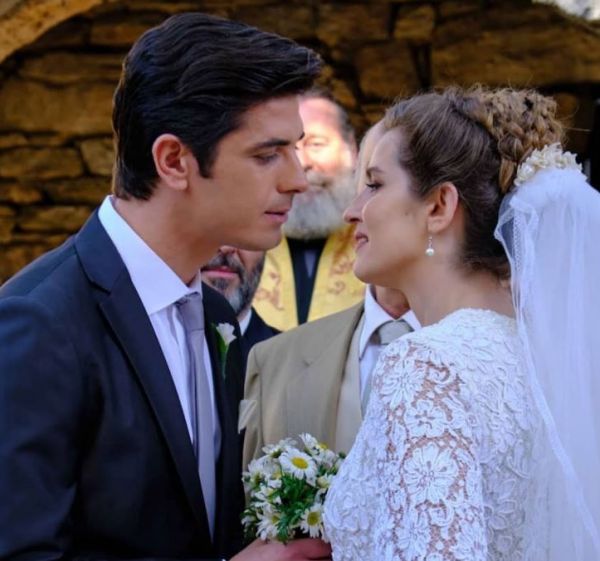 Ποιος επιστρέφει στις Άγριες Μέλισσες και θα κάνει δύσκολη τη ζωή της Ελένης;