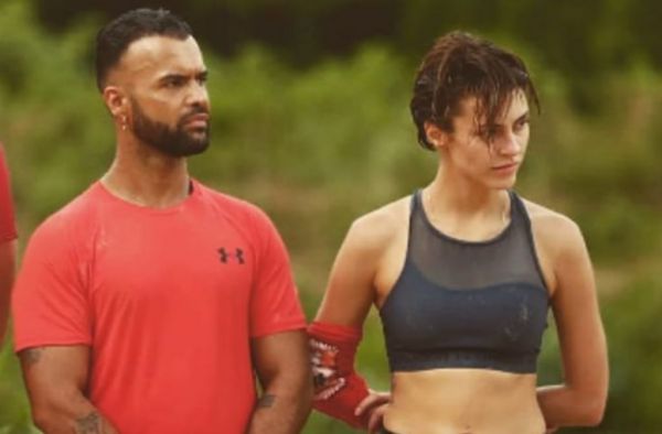 Περικλής Κονδυλάτος: Η απάντηση σε follower που ρώτησε αν οι κοπέλες ξυρίζονται στο επίμαχο σημείο