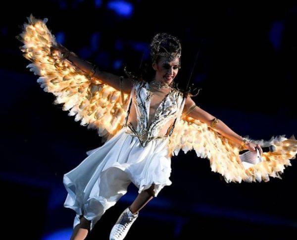 Τατιάνα Νάφκα: H εντυπωσιακή Ολυμπιονίκης δηλώνει περήφανη για τον Πούτιν